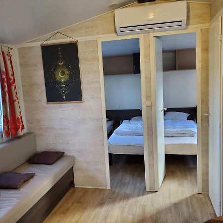 Mobil Home Recent Clim 3Ch Camping3* Piscine Argeles-sur-Mer Exterior photo